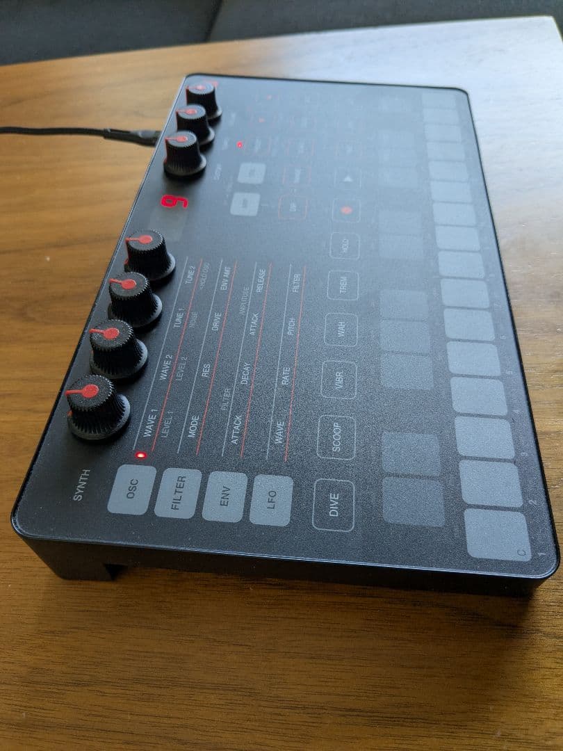 UNO Synth アナログシンセサイザー