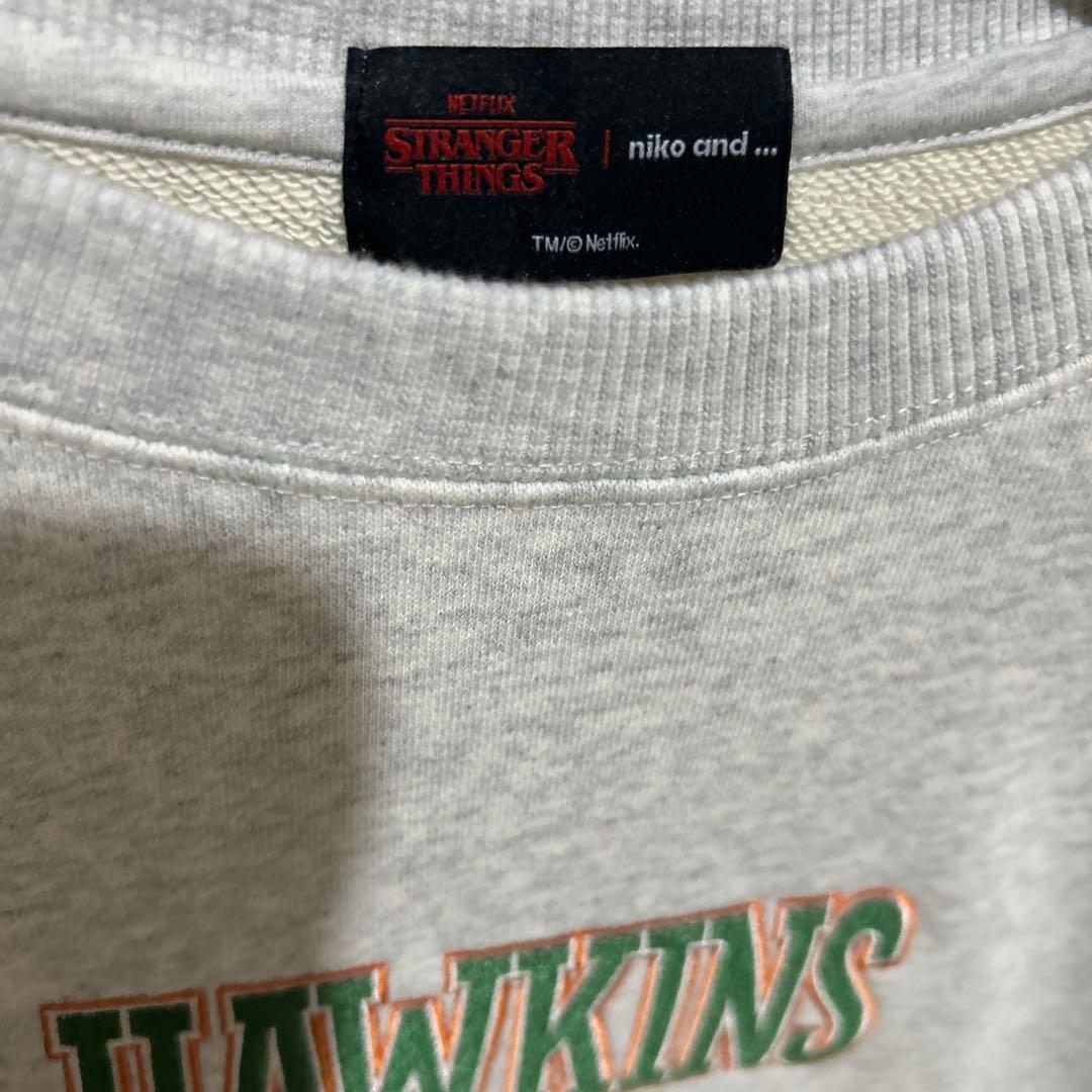 Stranger Things Hawkins スウェット