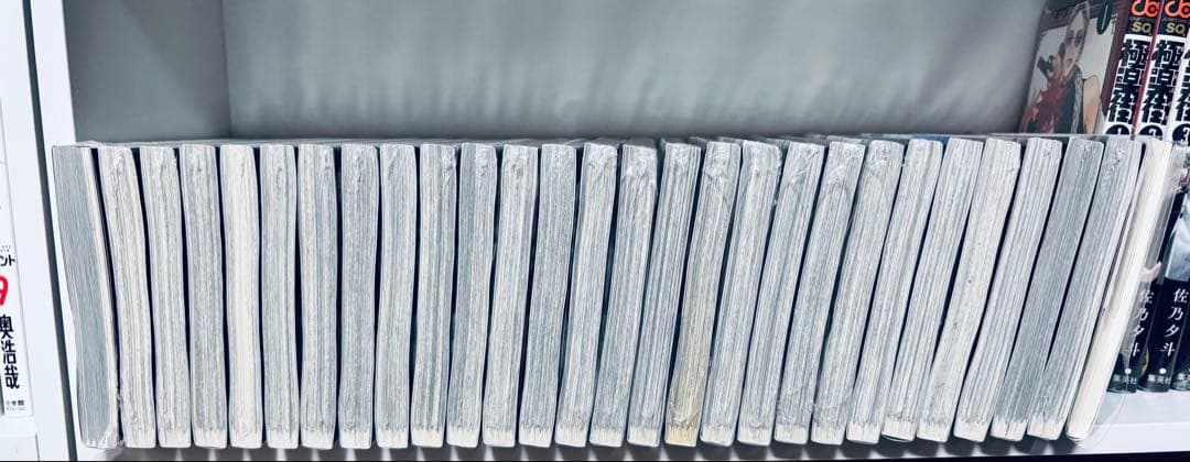 進撃の巨人 1巻から26巻まで　新品未開封品【新品】【未開封】初版多数