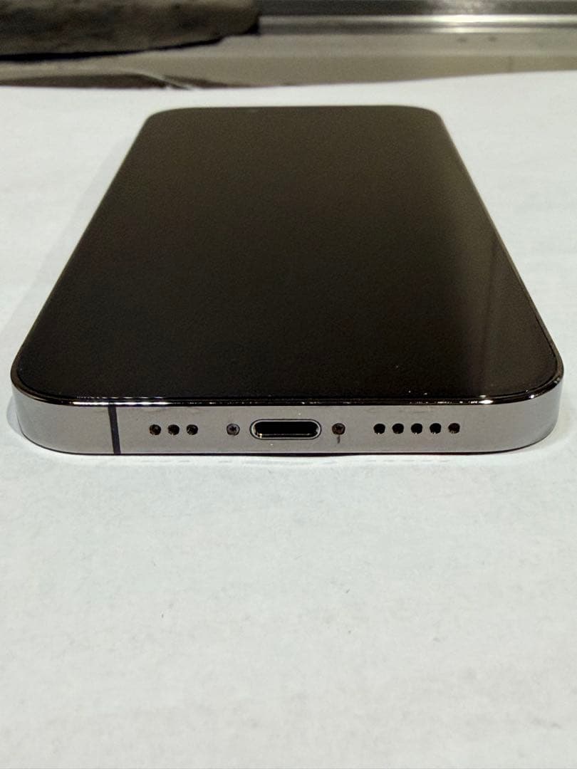 スマートフォン本体 nWo