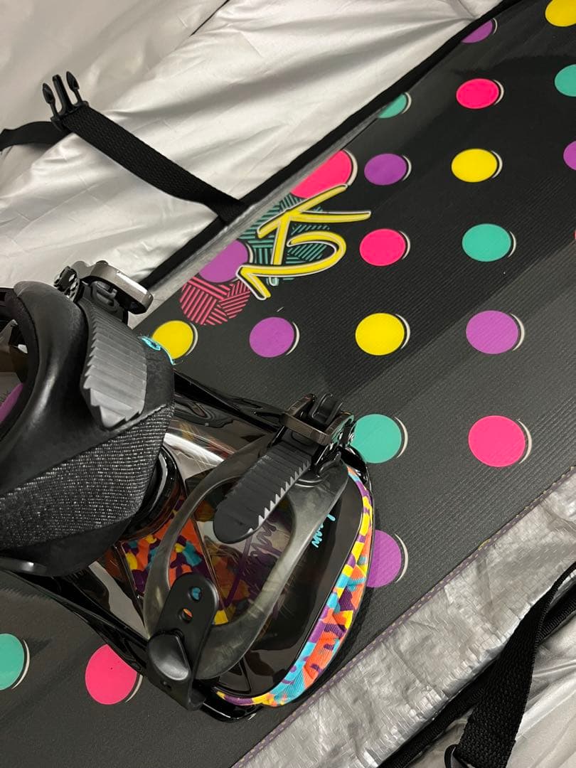 K2 スノーボード ドット柄　シューズ付　24.5 美品　ケース付き　美品