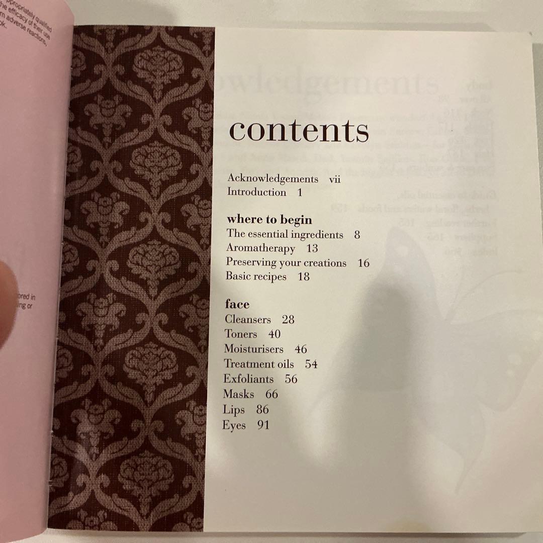 洋書 Feeding Your Skin by Carla Oates