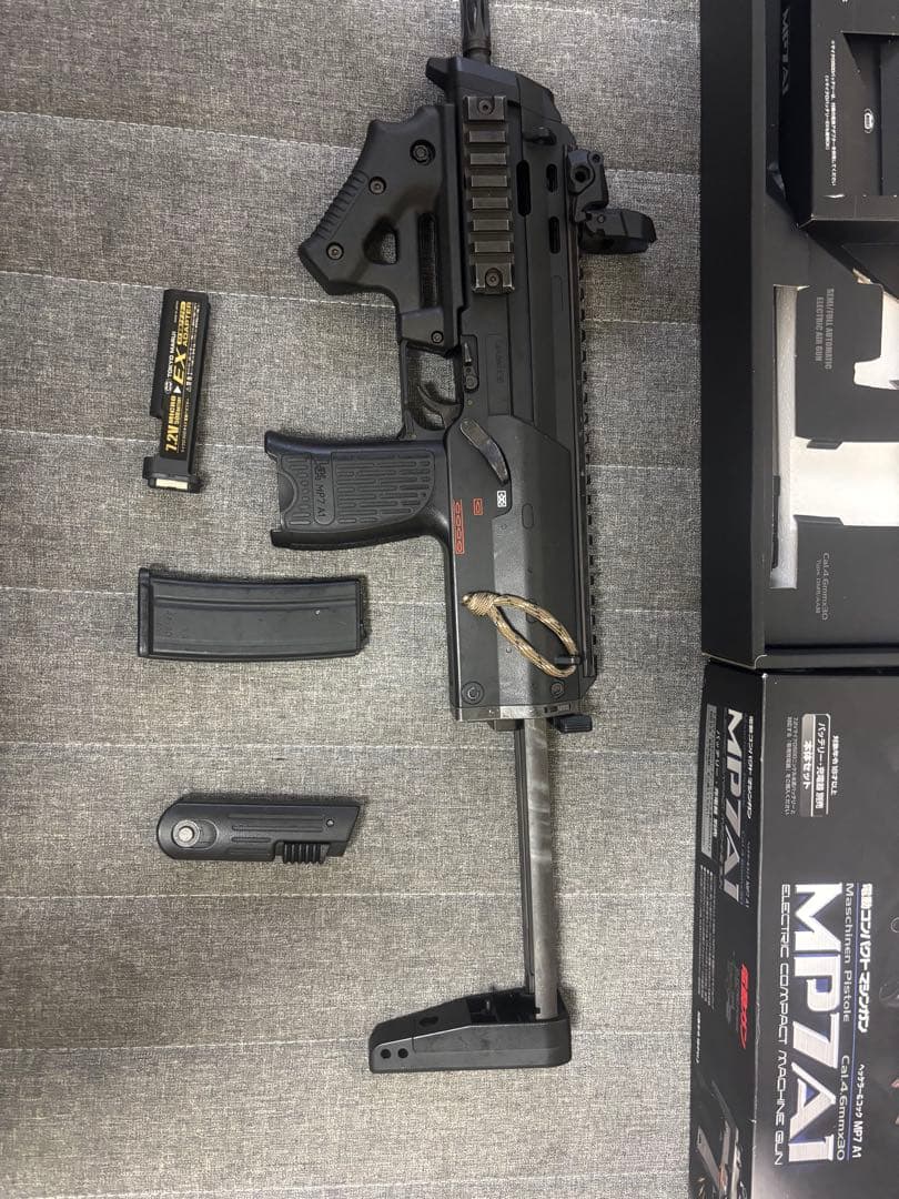 東京マルイ MP7A1 コンパクト電動ガン　カスタム品