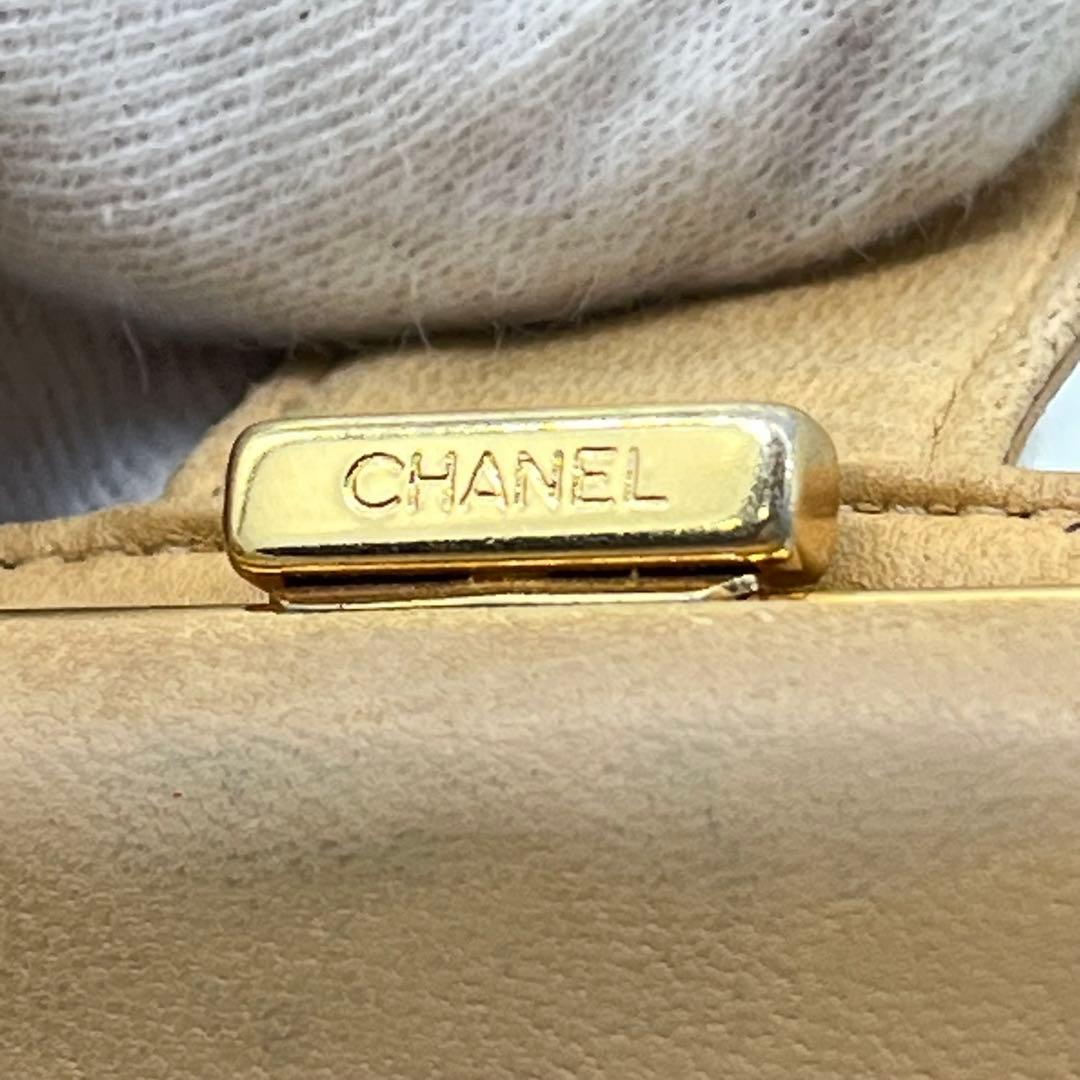 CHANEL 長財布 フラップ ココマーク キャビアスキン がま口 ベージュ