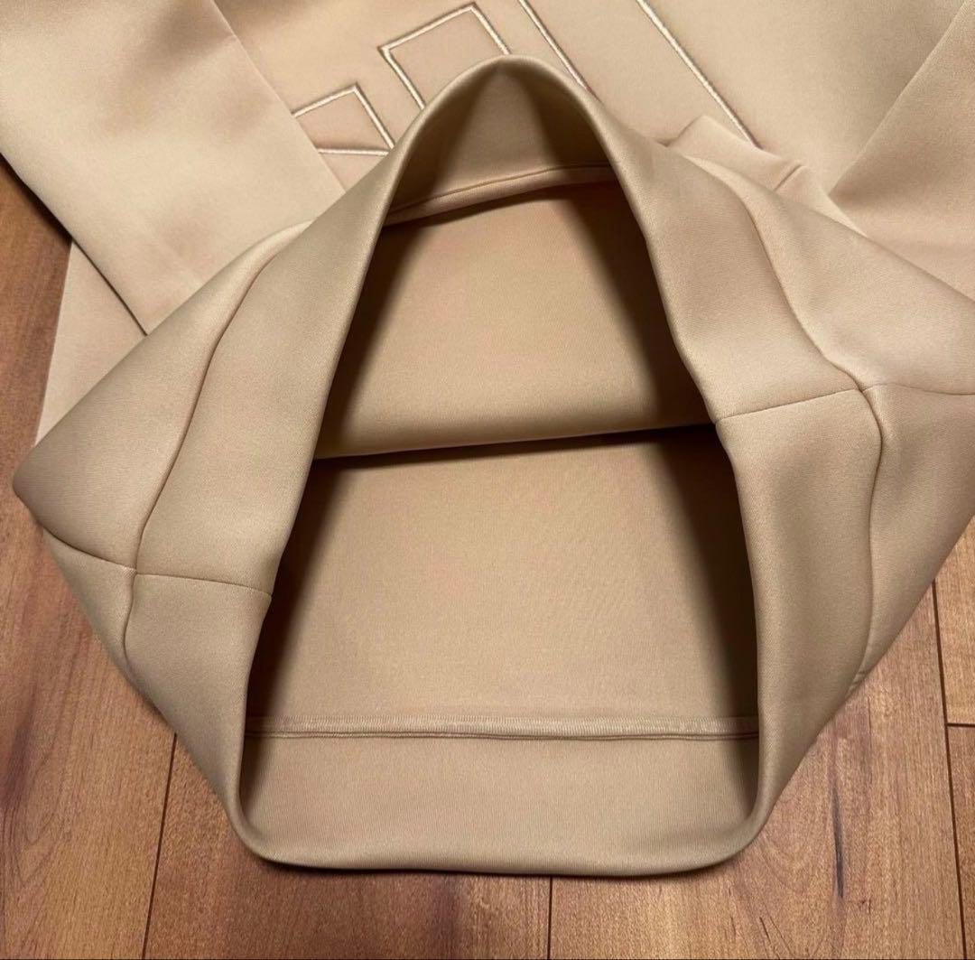 トレーナー　スカート　ダンボールニット　セットアップ　春秋　ベージュ　MとS