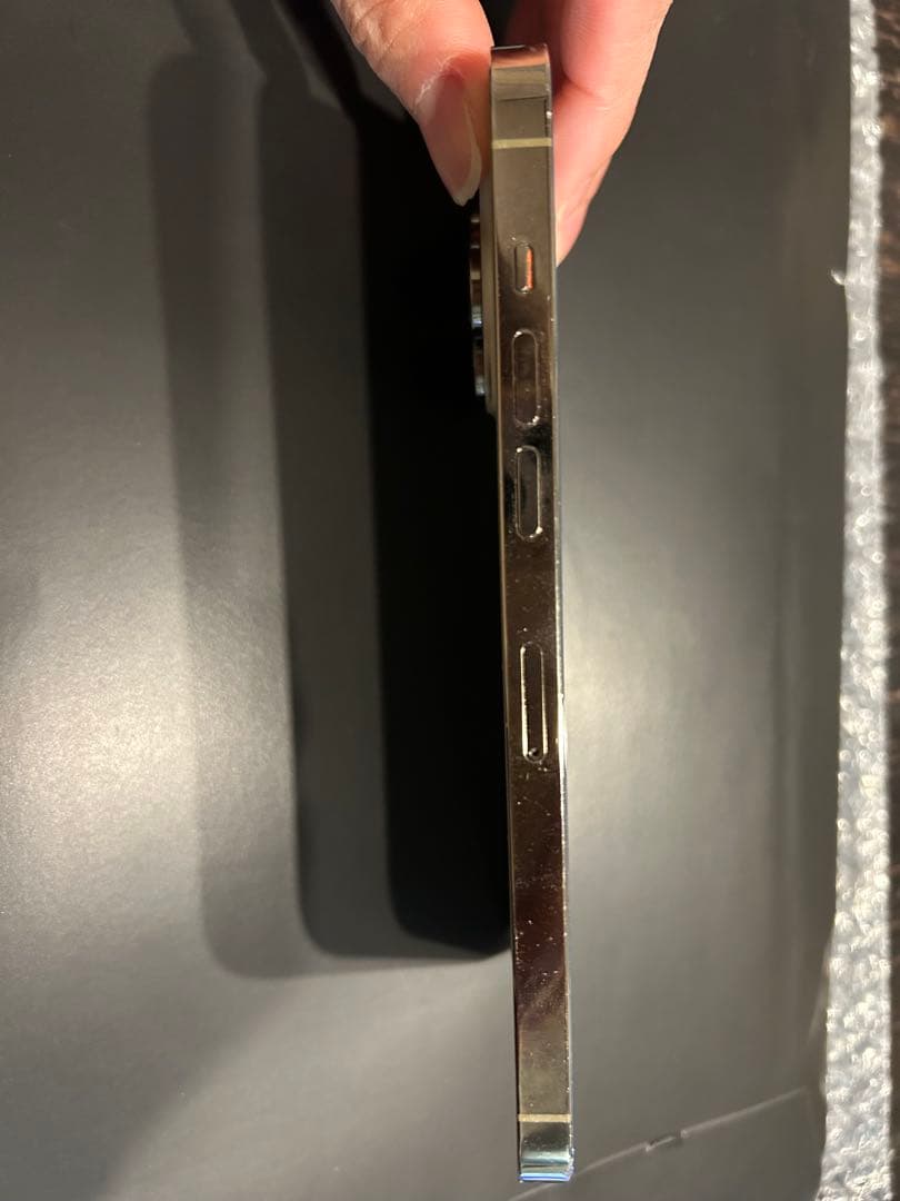 Apple iPhone 14 Promax ゴールド 本体