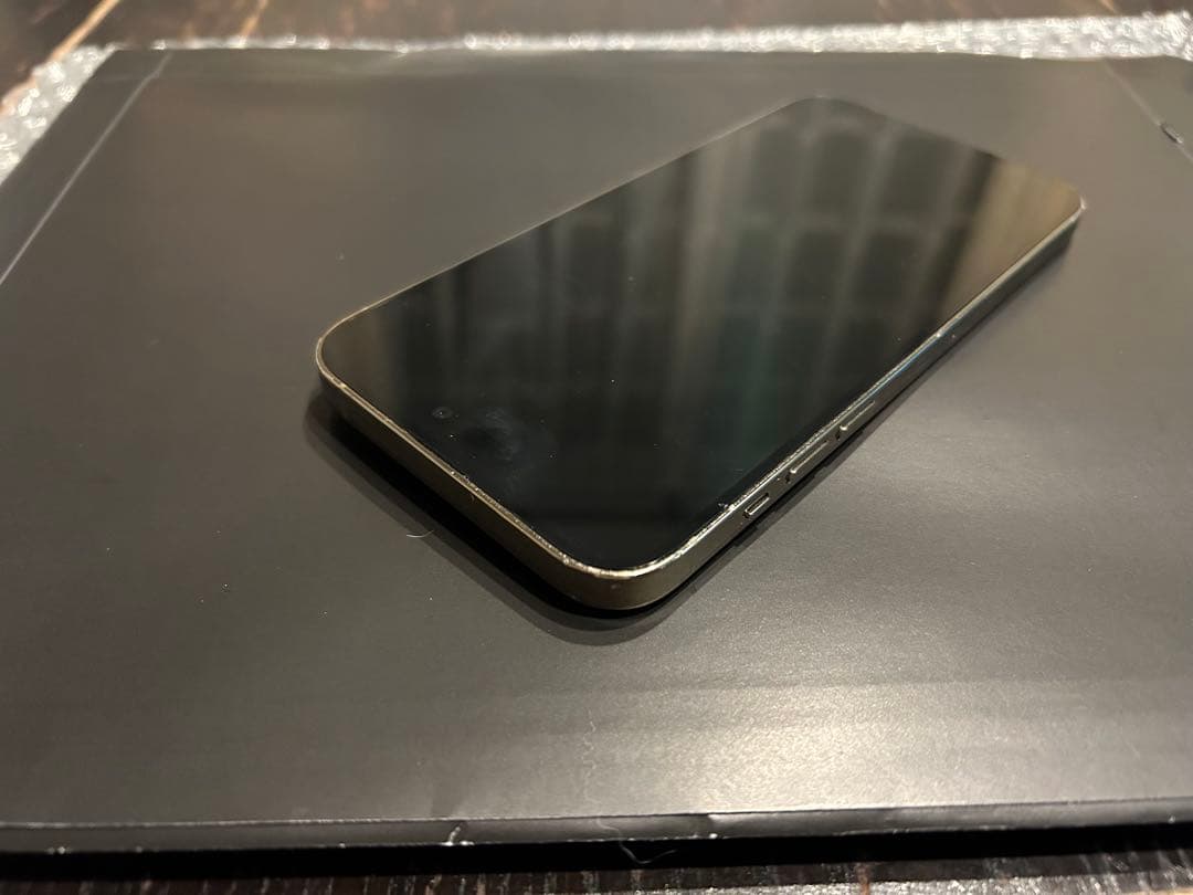 Apple iPhone 14 Promax ゴールド 本体