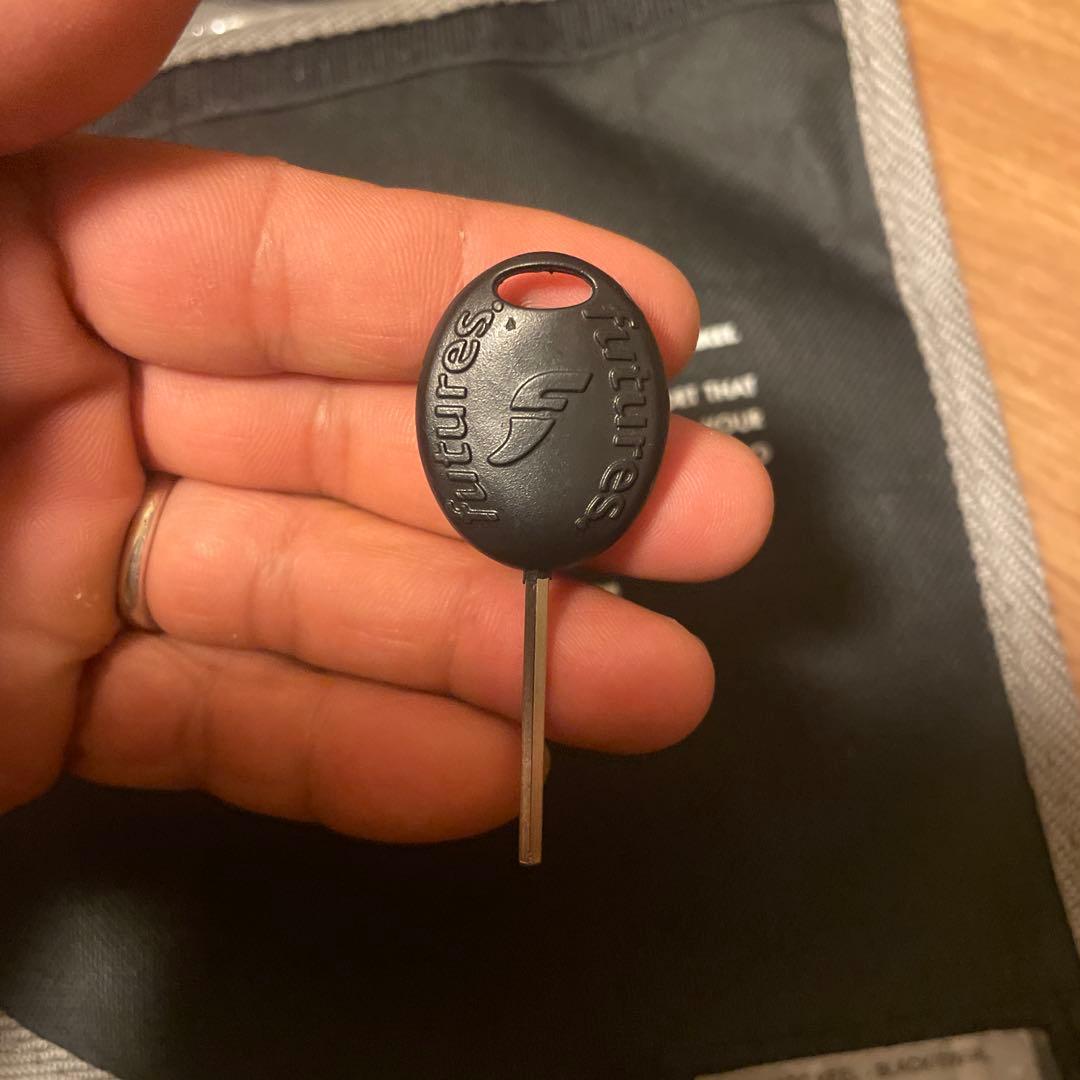 ロブマチャド キール futuresフューチャーフィン ツインフィン