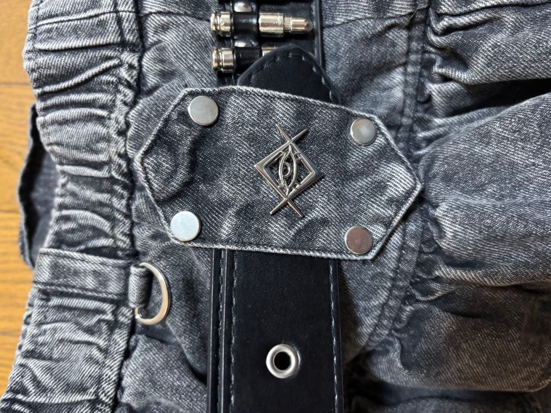 『REFLEM/レフレム』弾丸ベルト付きフリルスカート