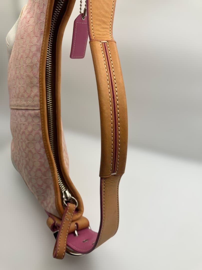 コーチ　アクセサリーポーチ　シグネチャー6351