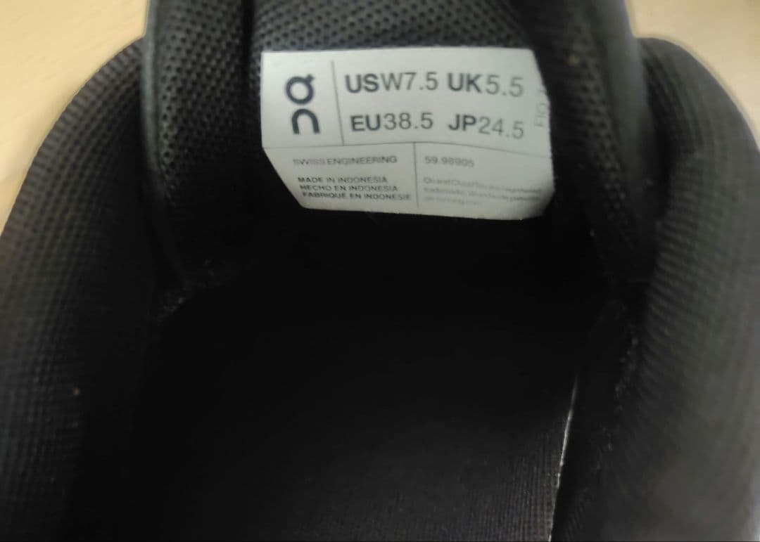 u*u様 on ランニングシューズ ブラック