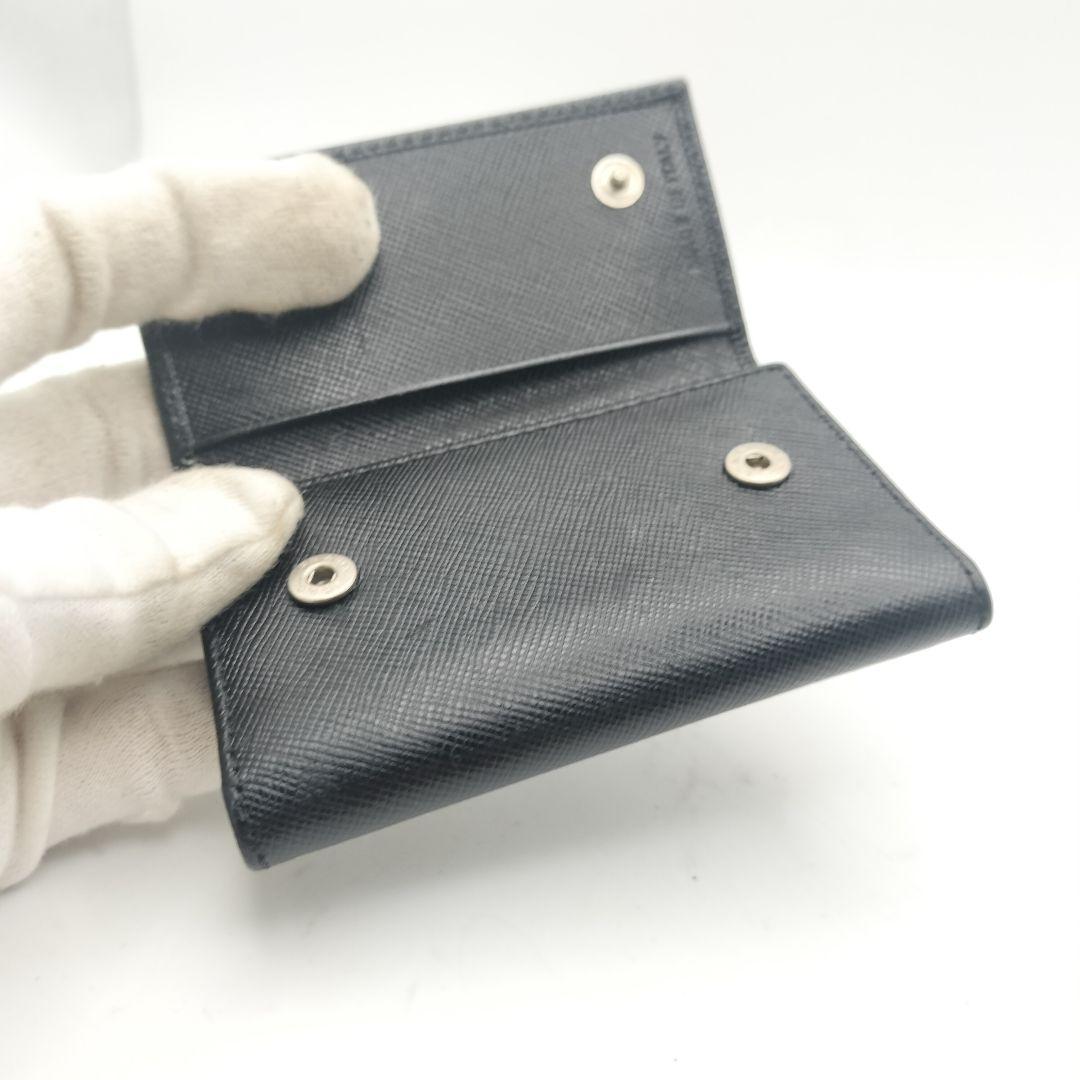 ◎プラダ　6連キーケース　サフィアーノ　トライアングルロゴ　ブラック