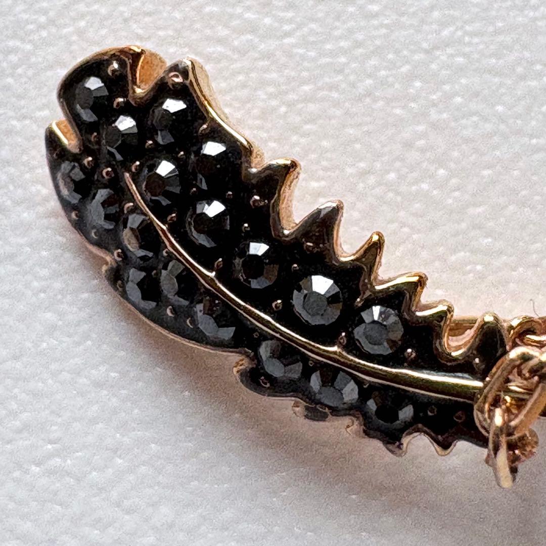 【セット商品】スワロフスキー　ノーティー　ネックレス&ピアス　ゴールドカラー　箱