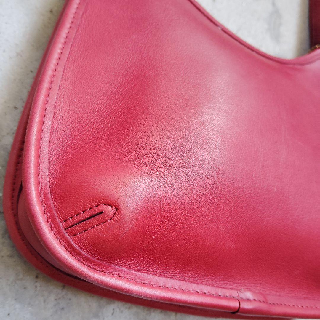 コーチ　オールドコーチ　エルゴ　ワンショルダーバッグ　9020　USA製　赤