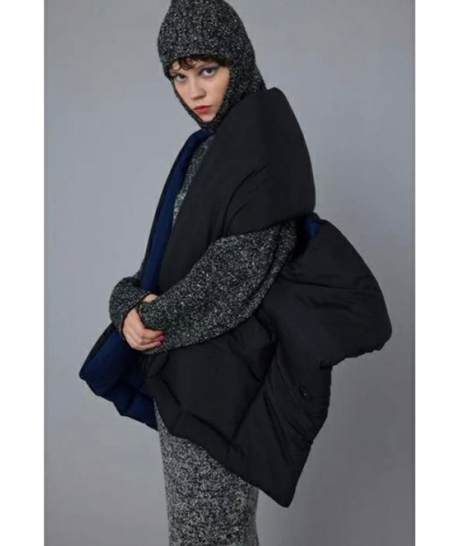 HeRIN.CYE ヘリンドットサイ Volume cape ボリュームケープ