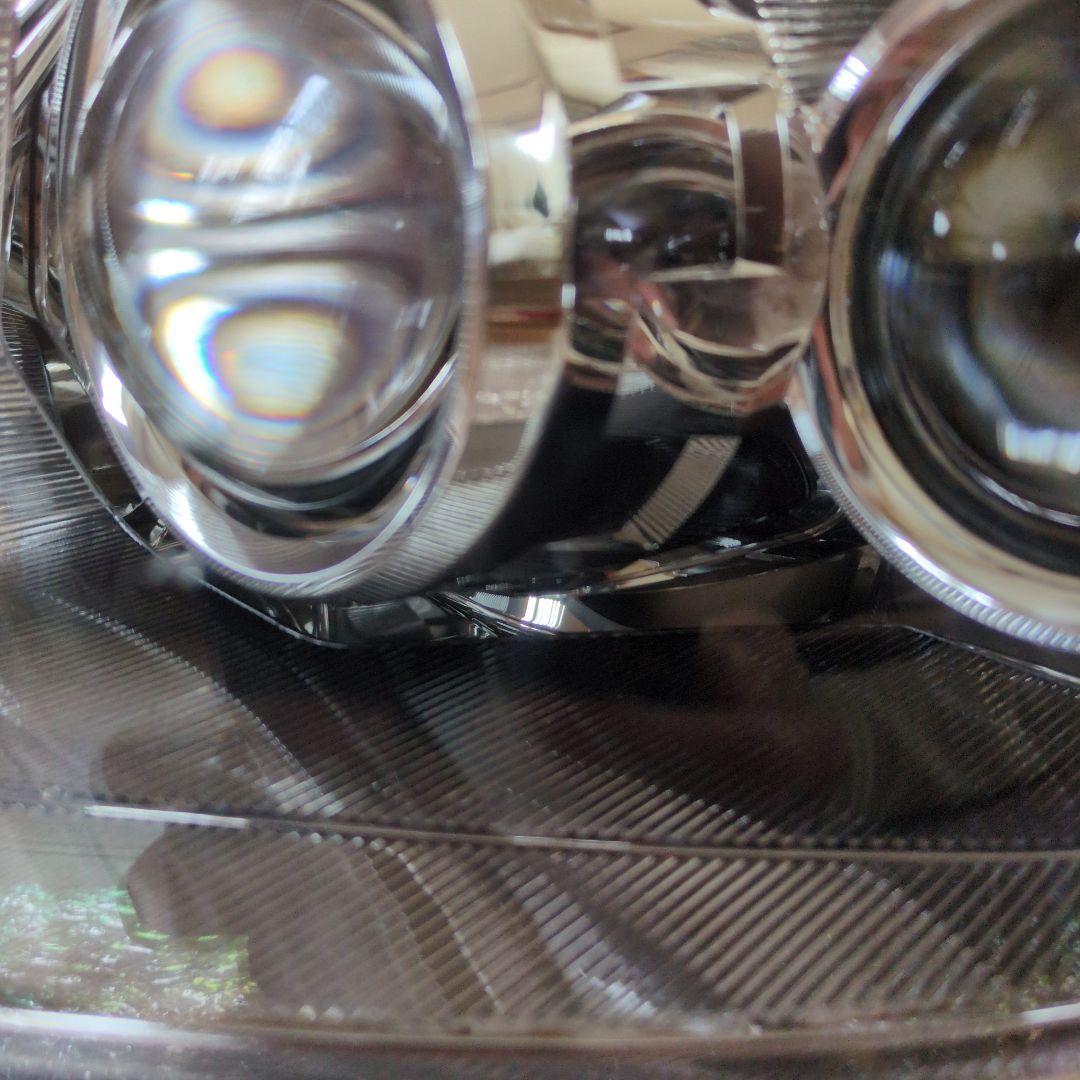 ZVW30プリウス後期 ツーリングヘッドライト左側 コンピューター付属美品