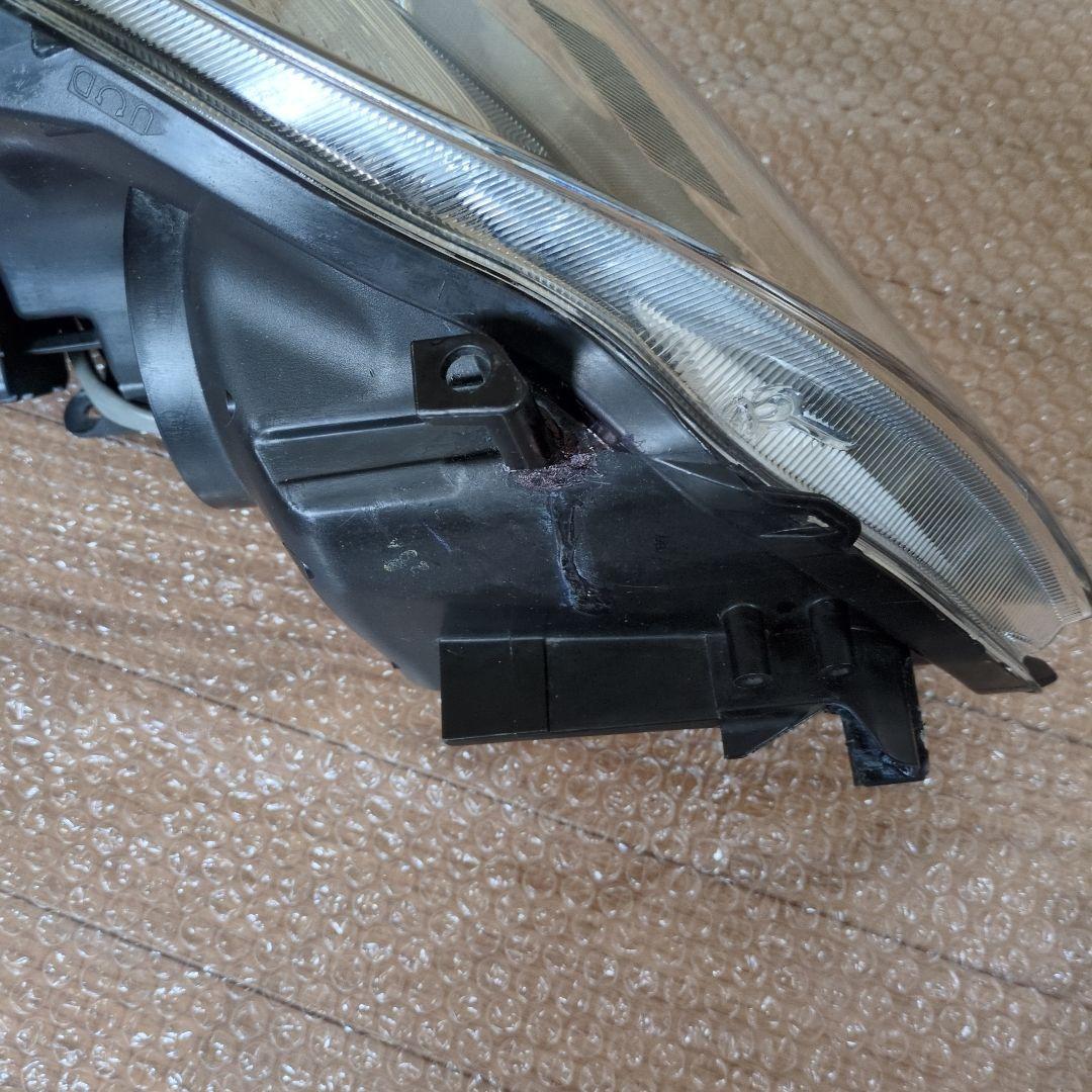 ZVW30プリウス後期 ツーリングヘッドライト左側 コンピューター付属美品