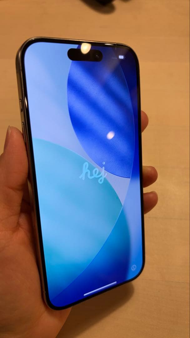 【専用】iPhone 15 Pro 128GB ナチュラルチタニウム 傷あり