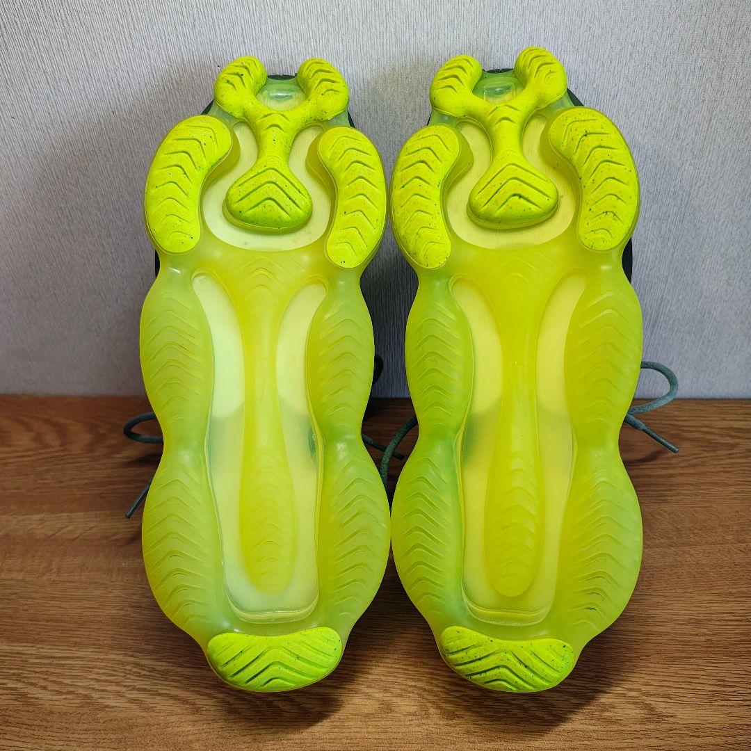 靴 NIKE AIR MAX SCORPION FK \"Barely Volt\"