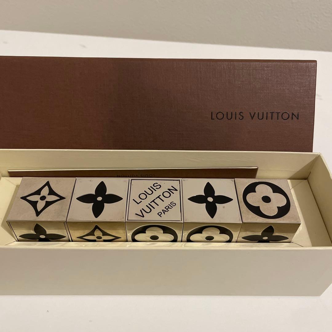 LOUIS VUITTONキューブ