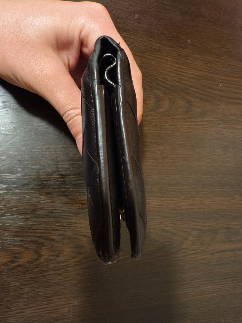 BOTTEGA VENETA 黒 レザー 編み込み 二つ折り財布