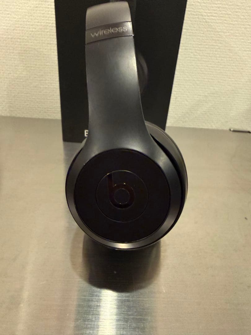 BEATS SOLO3 ワイヤレスヘッドフォン 交換済み　ブラック
