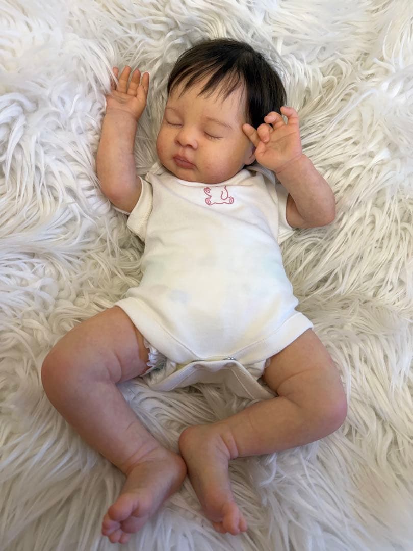 【リボーンドール】 ESENIA