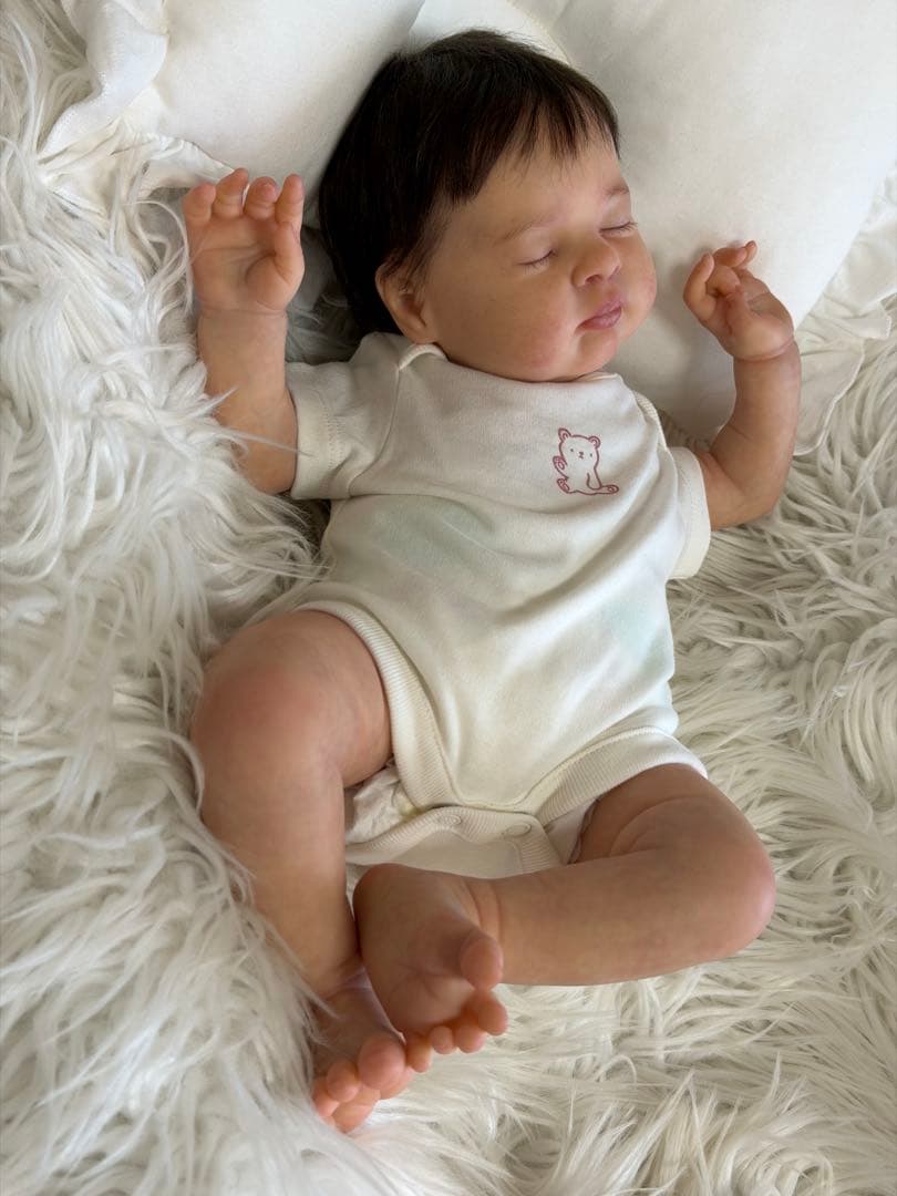 【リボーンドール】 ESENIA