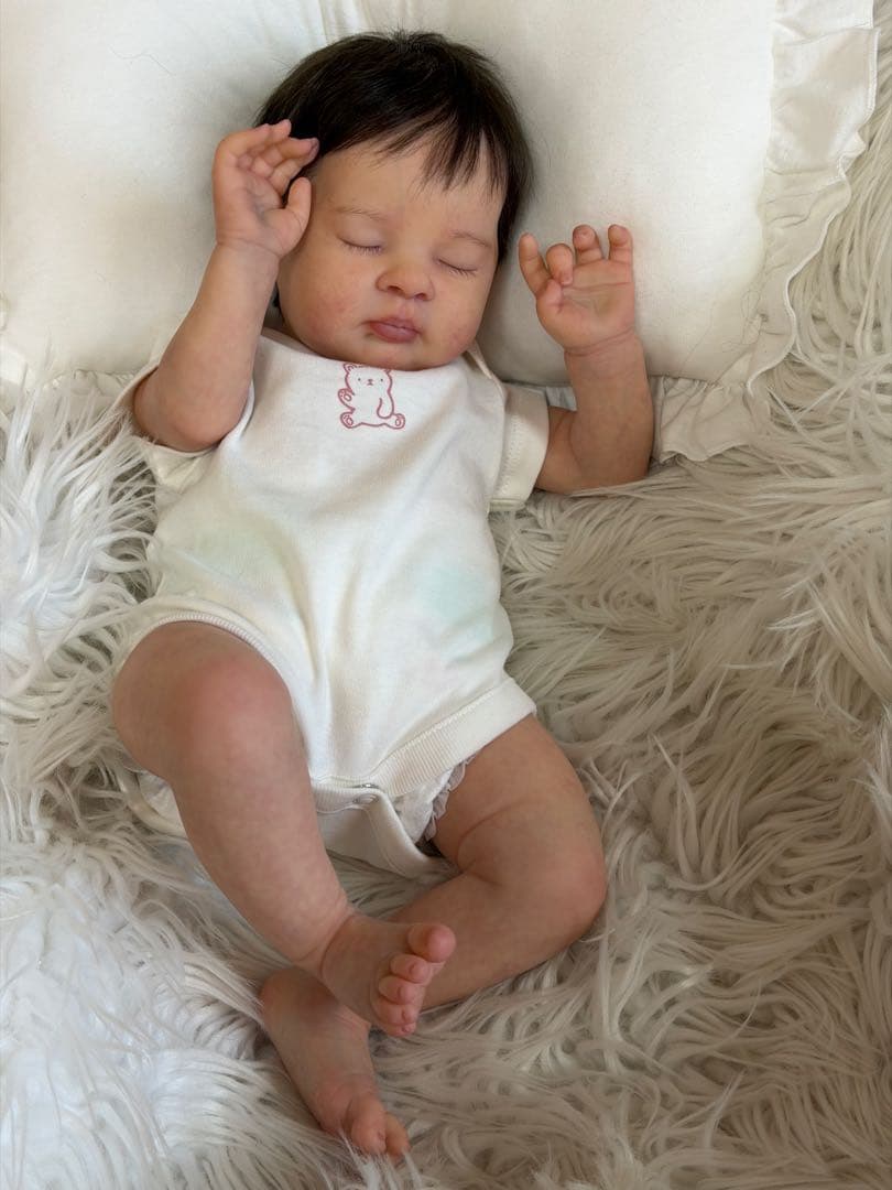 【リボーンドール】 ESENIA