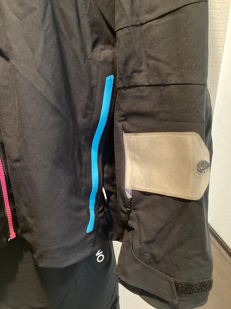 ON-YO-NE メンズ　スキーウェア　上下セット