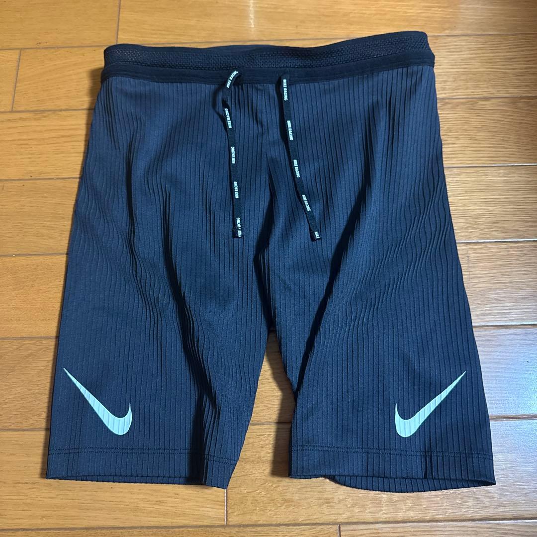 新品未使用 NIKE エアロスイフト ハーフタイツ メンズ S