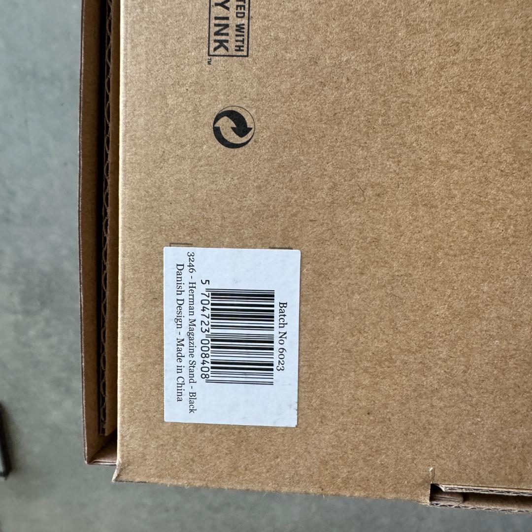 ferm LIVING ファームリビング ハーマンマガジンスタンド