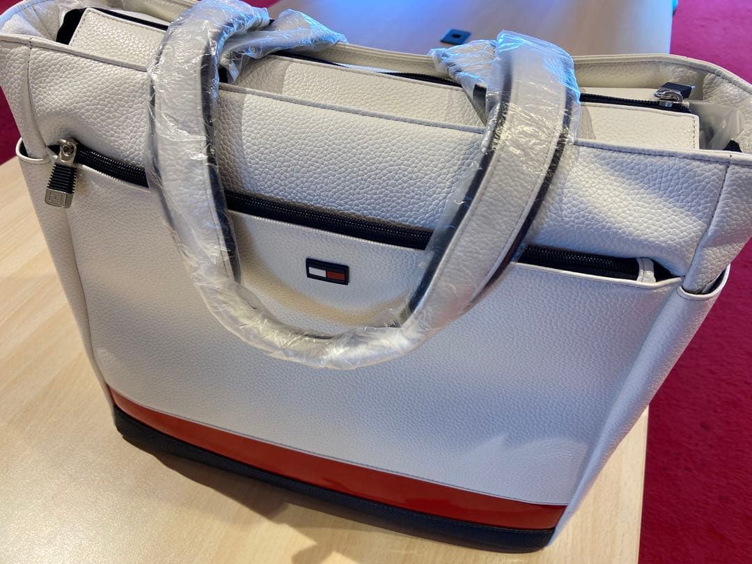   ホワイトトートバッグ