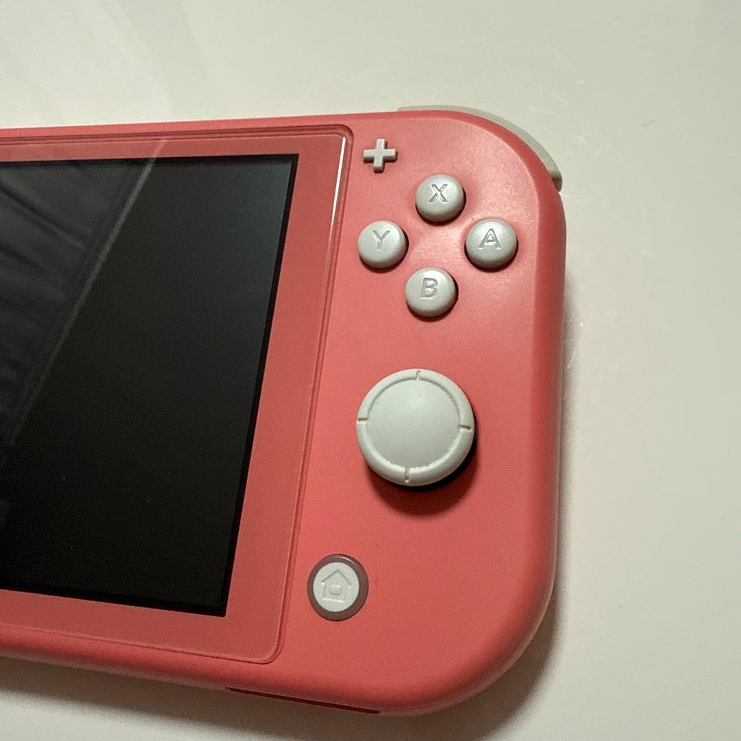 Nintendo Switch Lite コーラル　中古