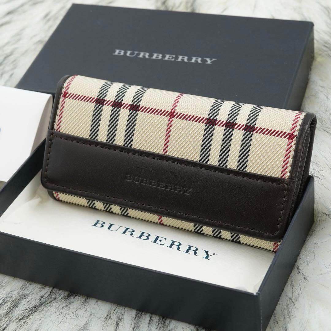 新品未使用品　箱付き　BURBERRY LONDON キーケース　ノバチェック