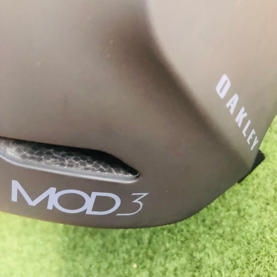 【美品】OAKLEY オークリー　MOD3 ヘルメット