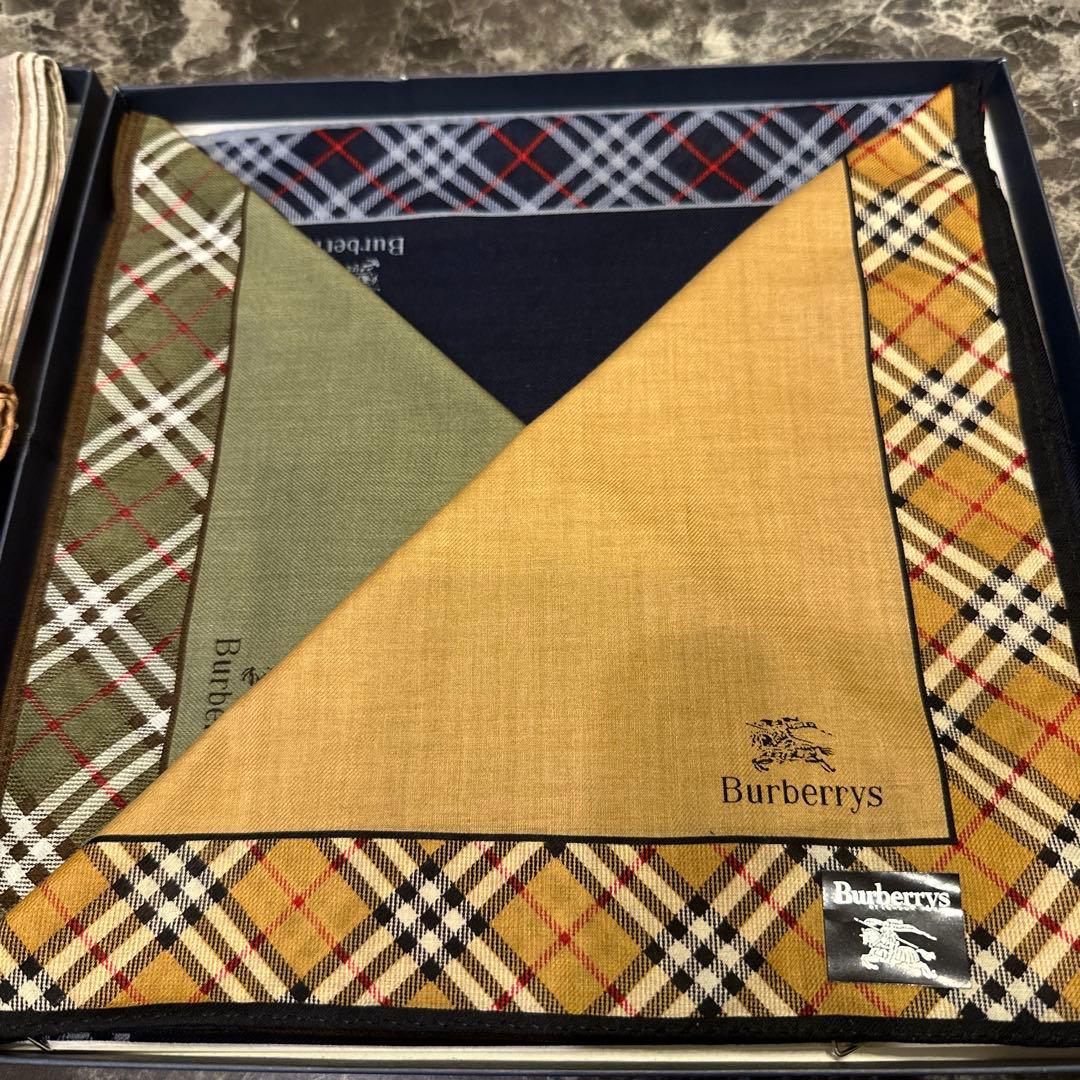 バーバリーハンカチ　未使用