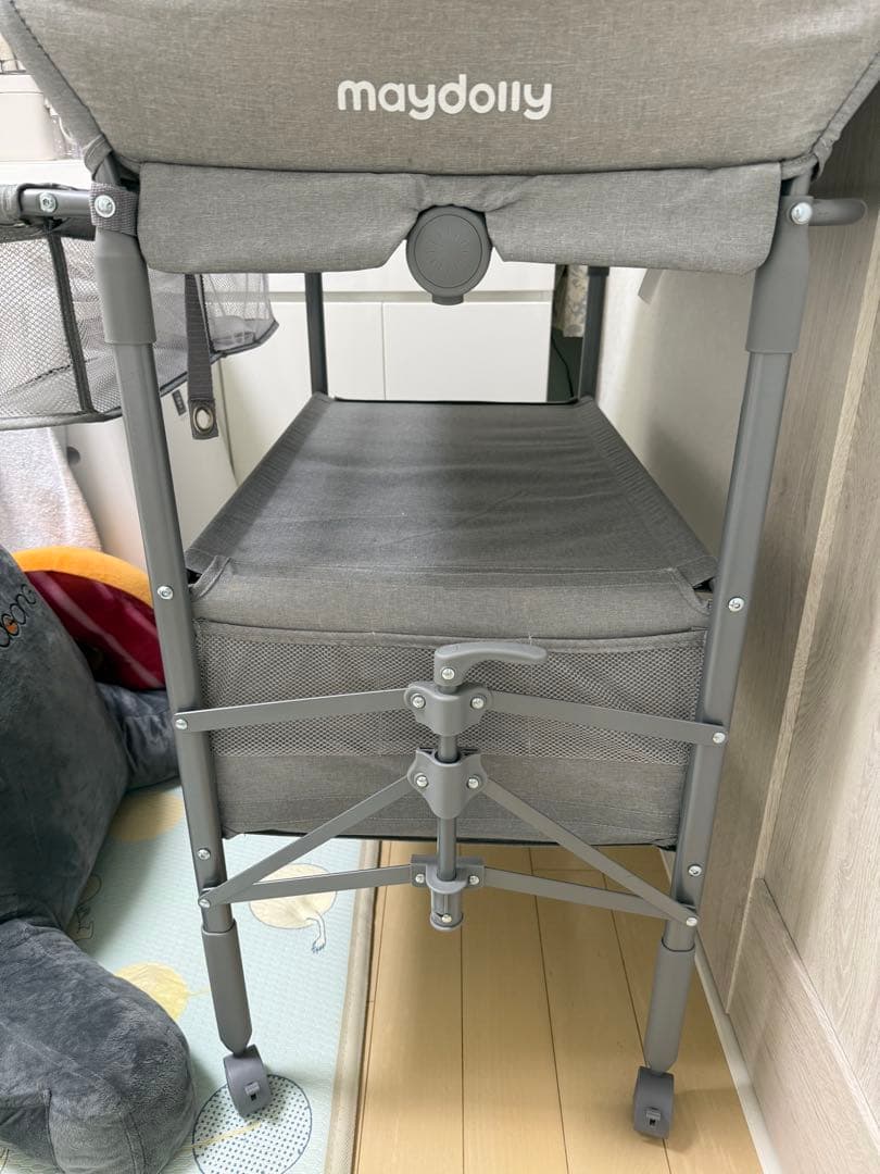 Maydolly オムツ交換台 オムツ換えテーブル 折り畳み可能 高さ調節可能