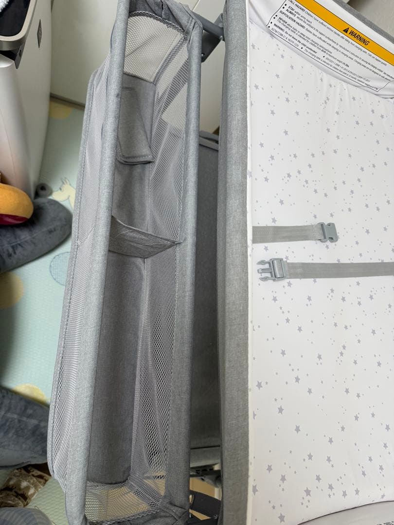 Maydolly オムツ交換台 オムツ換えテーブル 折り畳み可能 高さ調節可能