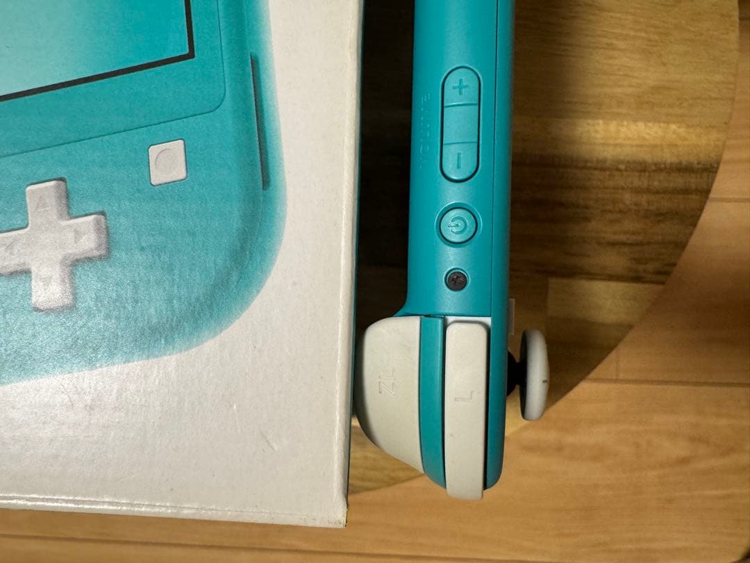 任天堂　Switchライト　スイッチライト　ジャンク品　ジャンク　本体