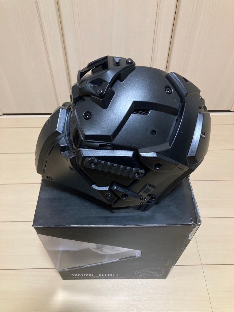 roninヘルメット