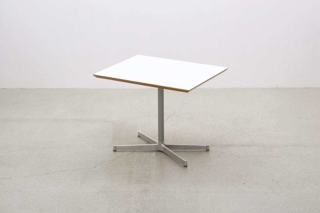 在庫2台 D&Department カフェテーブル ホワイト ナチュラル