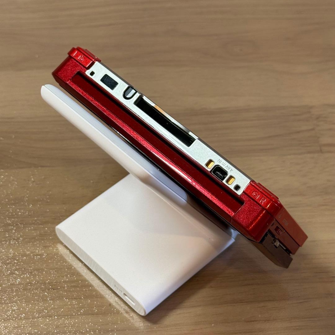 4-410 ニンテンドー3DS フレアレッド