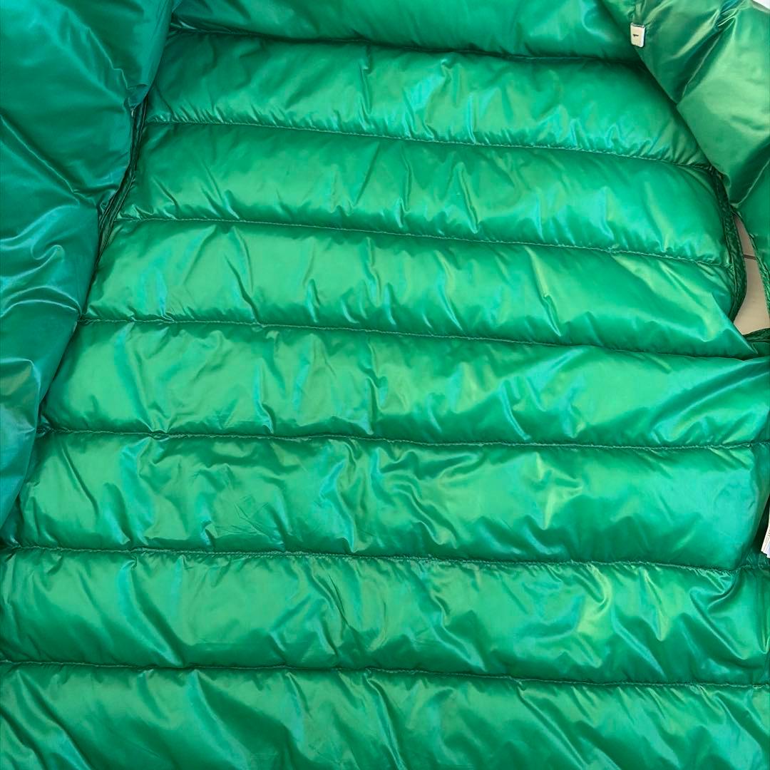 レアカラー　モンクレール　ダウンベスト　gui MONCLER グリーン