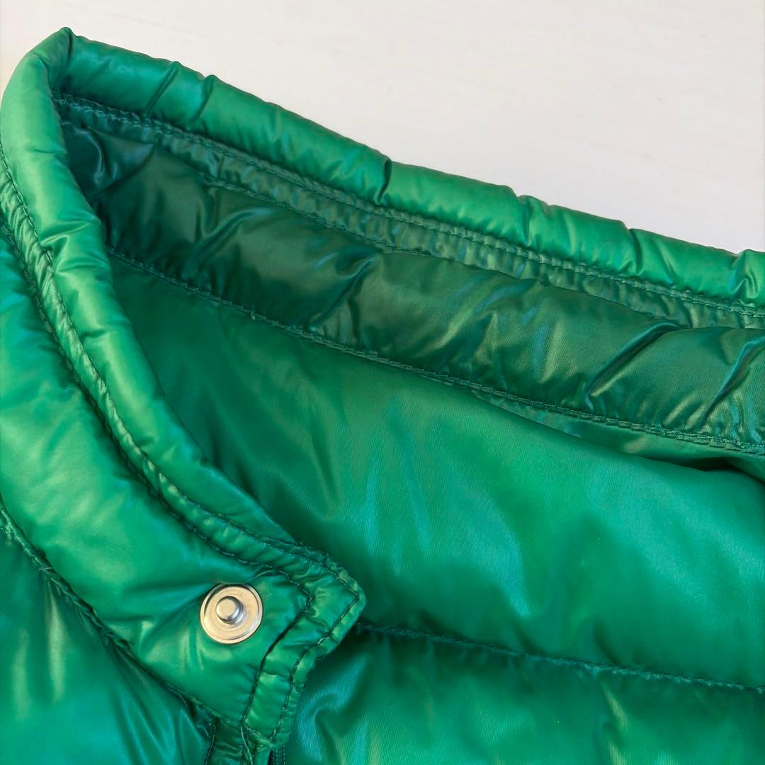 レアカラー　モンクレール　ダウンベスト　gui MONCLER グリーン