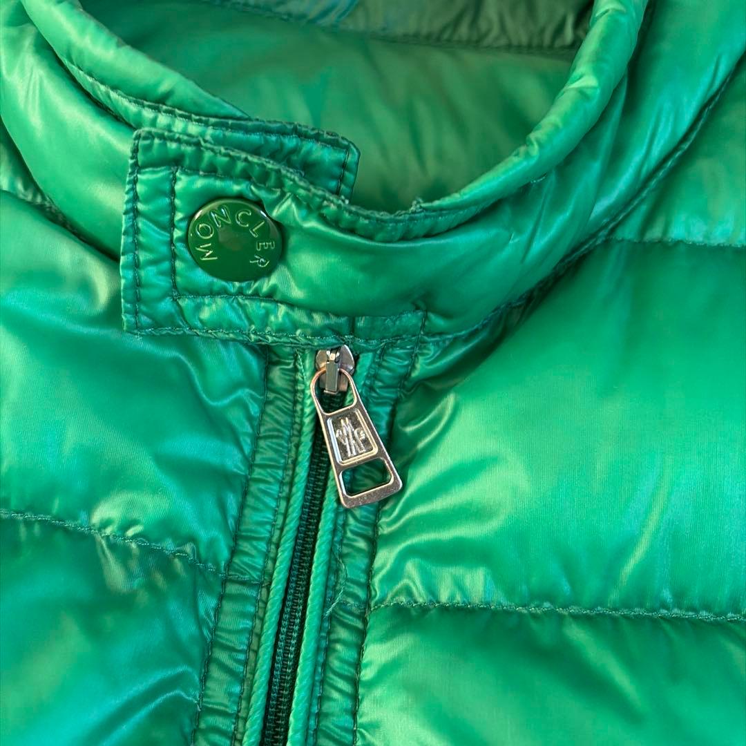 レアカラー　モンクレール　ダウンベスト　gui MONCLER グリーン