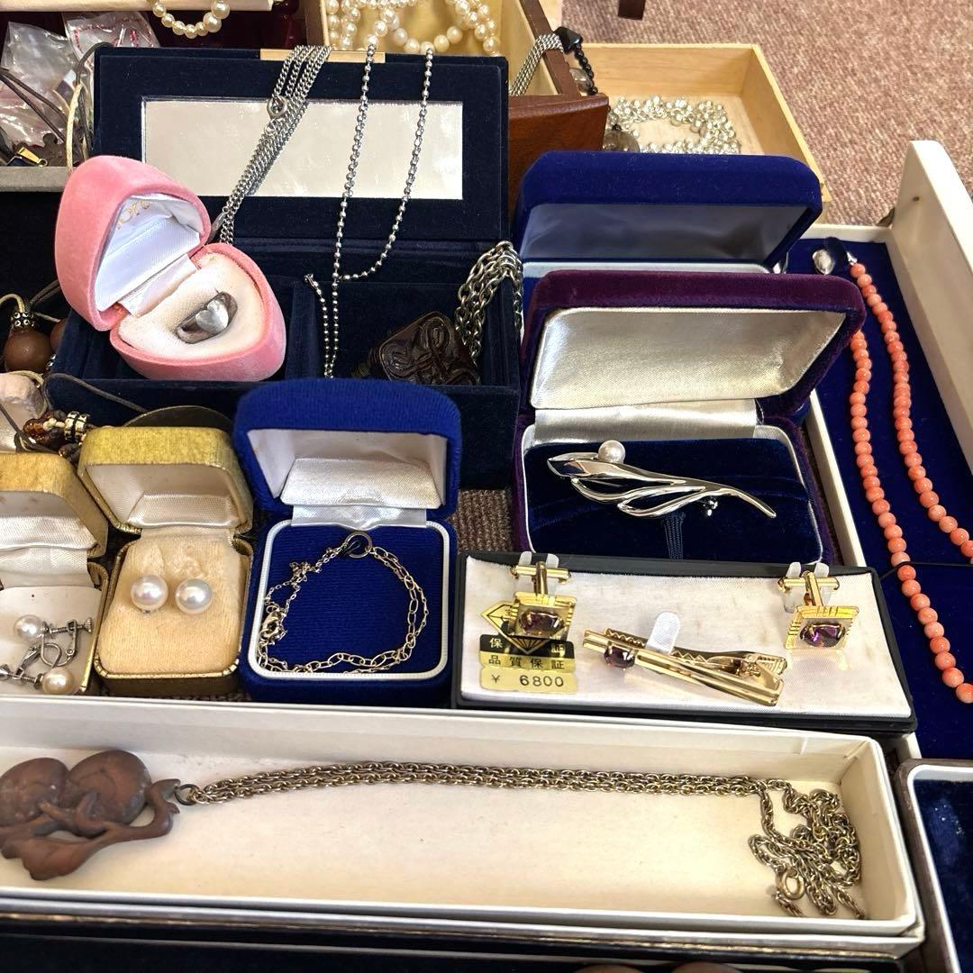 c*m様 遺品整理　ネックレス　ゴールド　ヴィンテージ　大量　シルバー　まとめ売