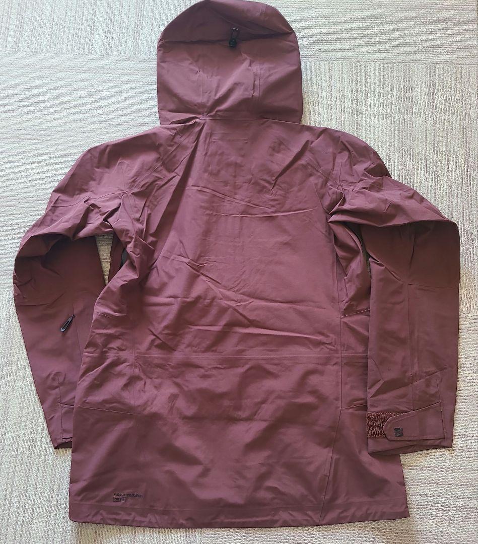 【新品未使用】SALOMON スノーボードジャケット 女性用