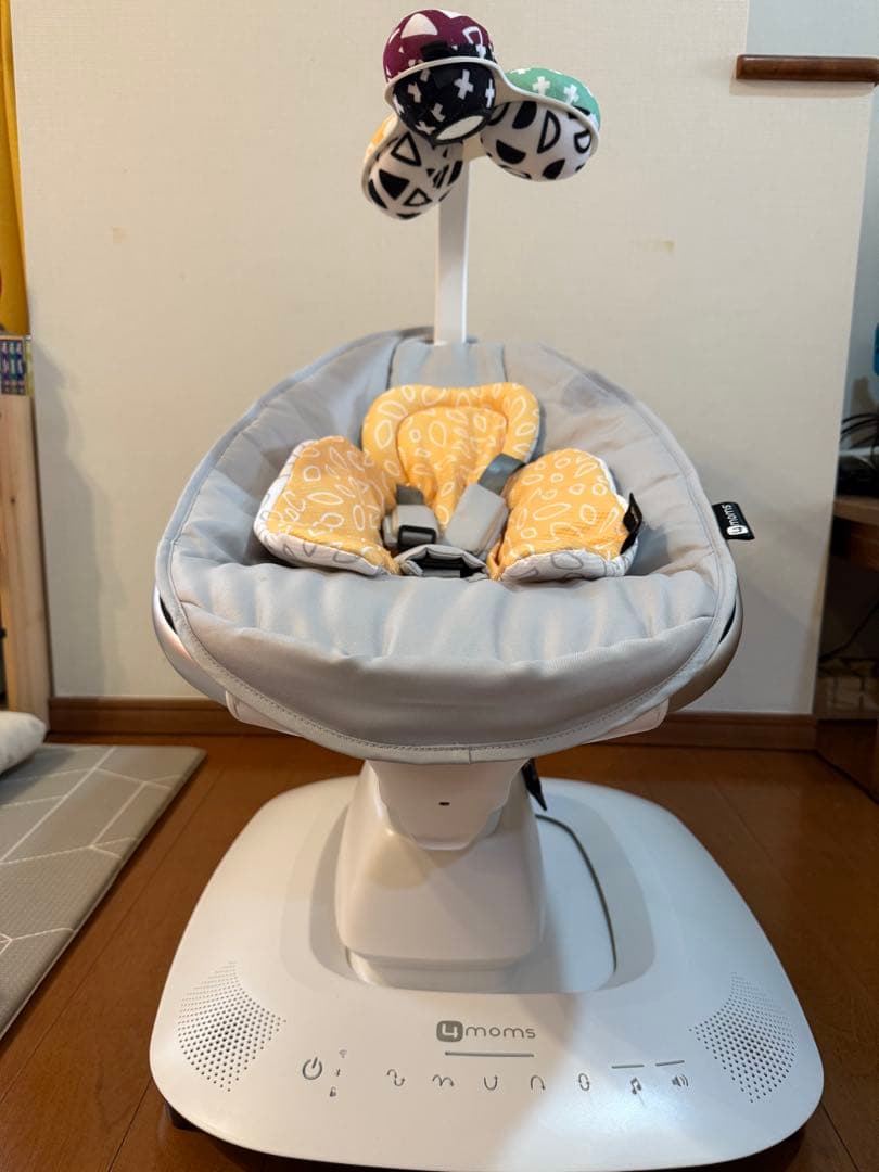 ママルー 5 最新モデル　4moms mamaRoo（ママルー5）