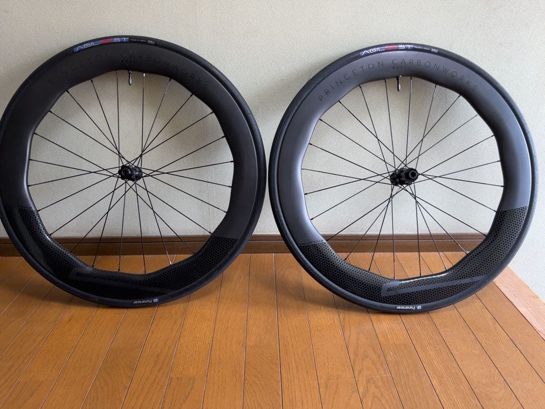 中華完組カーボンホイール　リム高65/60